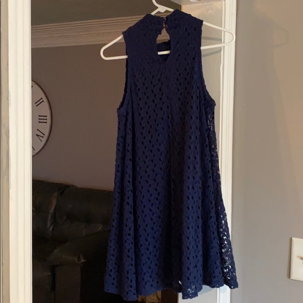 Dress - Picture 2 of 3